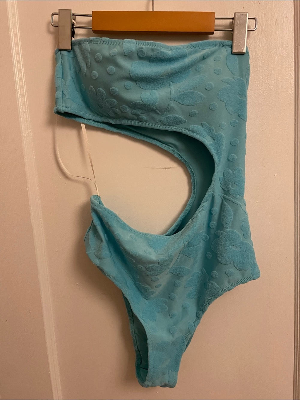 Aerie one piece cut out swim suit - like new!